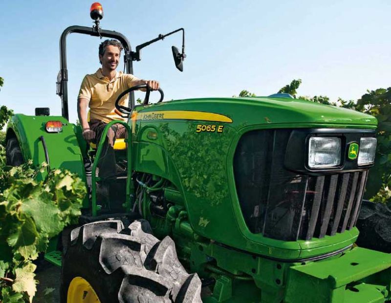 John Deere-5065E 